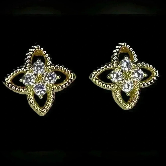 14K Gold Marquis Clover CZ Stud Earrings - Picture 1 of 3